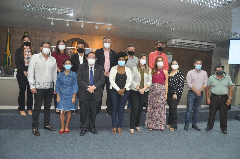 Câmara de Campina Grande presta homenagem ao Dia da Enfermagem e do Enfermeiro